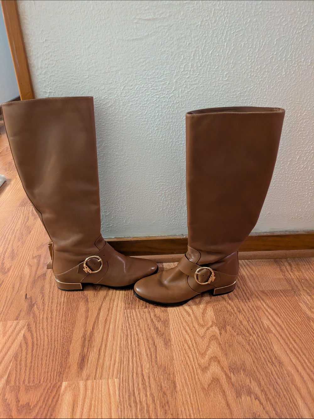 Classic Brown Knee-High Riding Boots